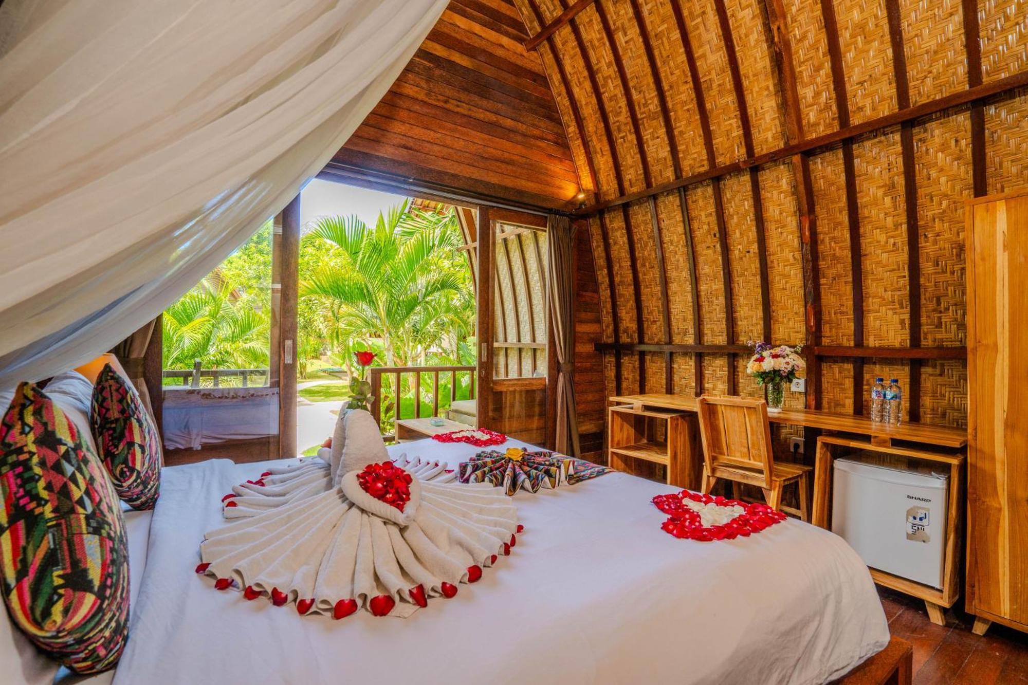 Lumbung Bukit Resort Uluwatu Extérieur photo