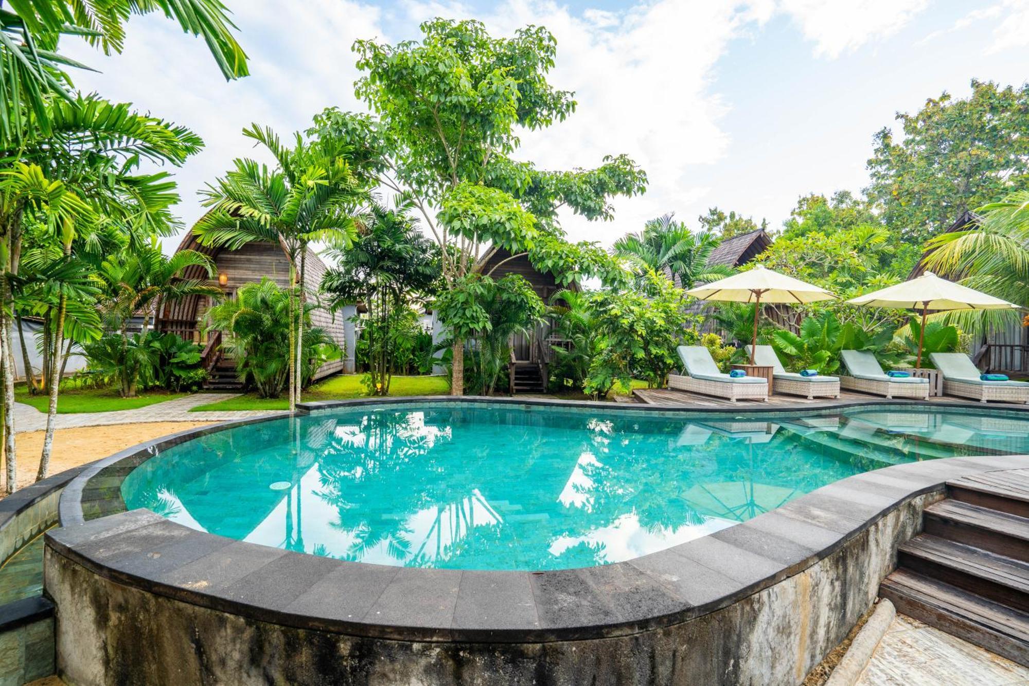 Lumbung Bukit Resort Uluwatu Extérieur photo