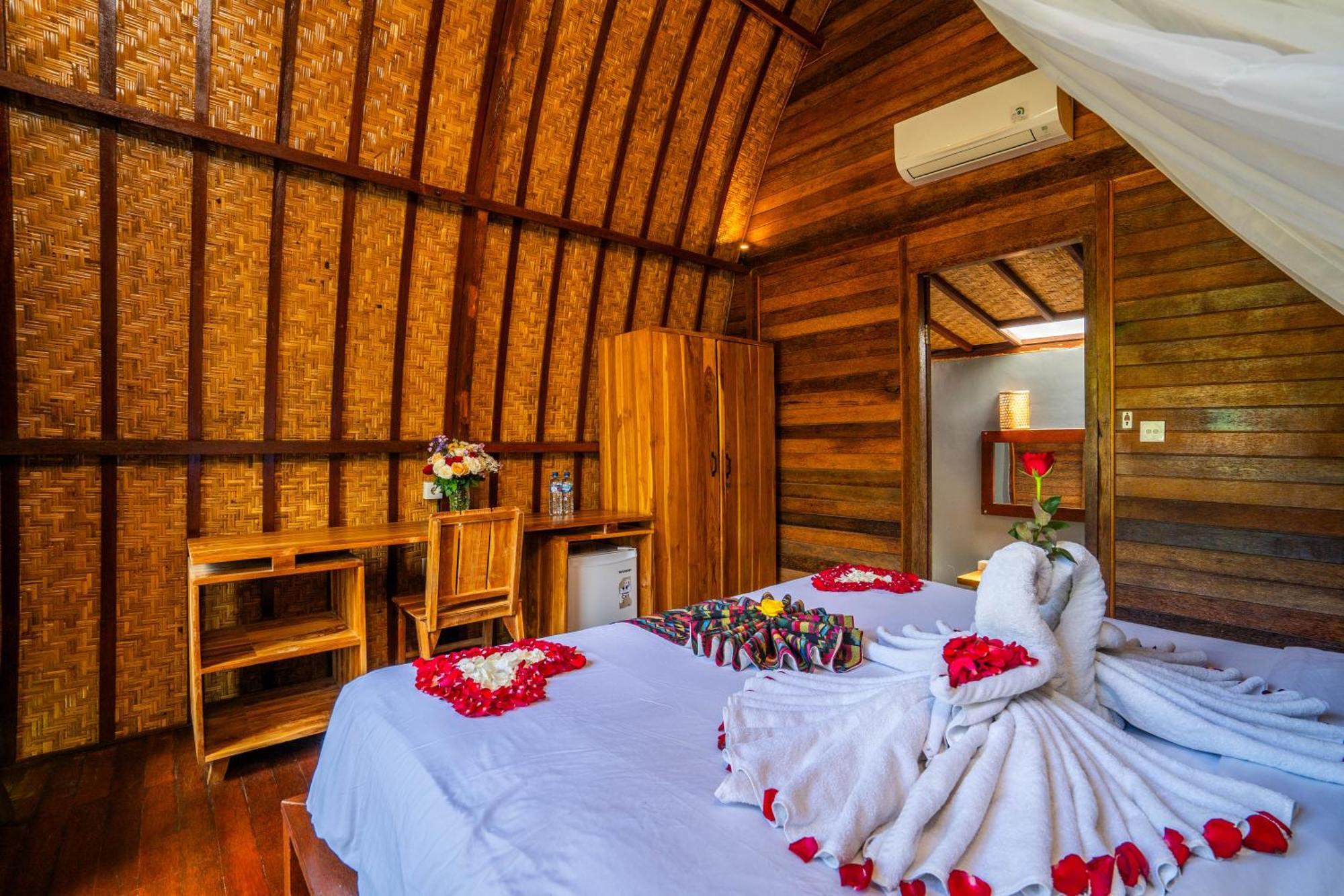 Lumbung Bukit Resort Uluwatu Extérieur photo